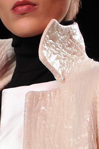 Christian Lacroix 是个细节狂1.jpg