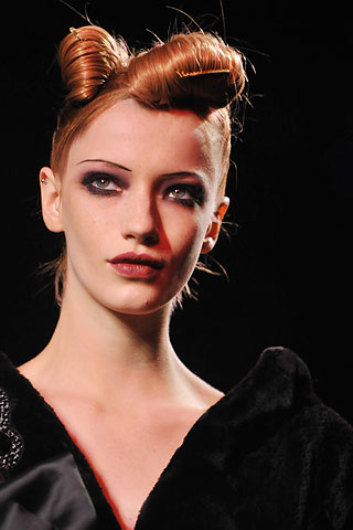 Christian Lacroix 是个细节狂12.jpg