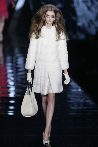 2008年秋冬女装-Christian Dior0.jpg