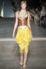 Alexander McQueen 09春夏女装发.jpg