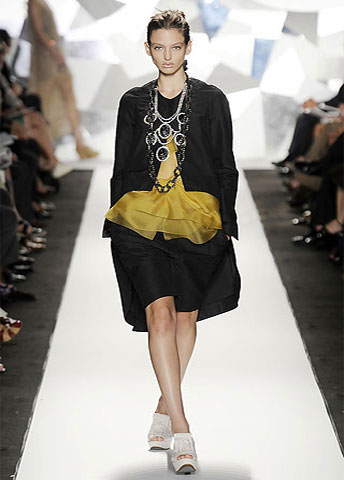 Vera Wang09春夏浪漫艺术0.gif