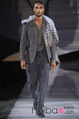 [Armani]09������װ���� ��������ĵ͵�����2.jpg