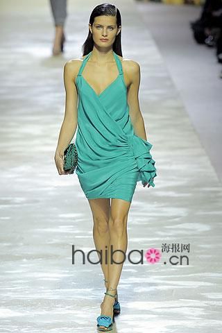 [Blumarine]09����Ůװ��Ľ�мӵĻ���ɫ��11.jpg