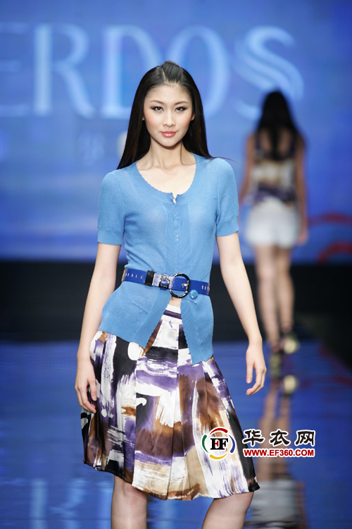 鄂尔多斯09春夏系列大图4.jpg