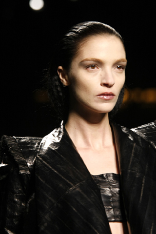 Givenchy纪梵希 09秋冬女装细节0.jpg