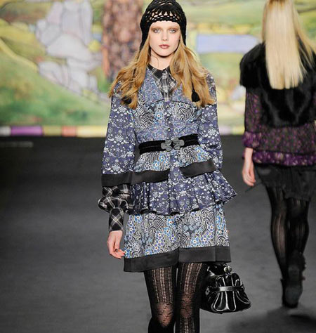 ������(Anna Sui)2010�ﶬŮװ�㳡9.jpg