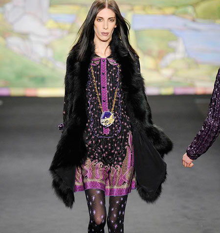 ������(Anna Sui)2010�ﶬŮװ�㳡14.jpg