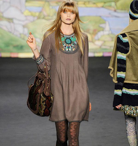 ������(Anna Sui)2010�ﶬŮװ�㳡40.jpg