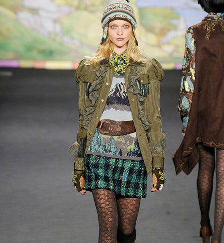 ������(Anna Sui)2010�ﶬŮװ�㳡42.jpg