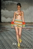 2011春夏Salinas女装发布7.jpg