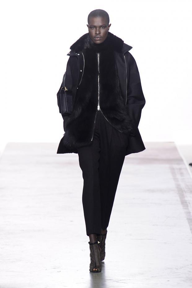 Giambattista Valli 2013秋冬時(shí)裝秀18.jpg