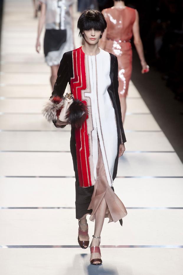 Fendi 2014春夏時(shí)裝秀38.jpg