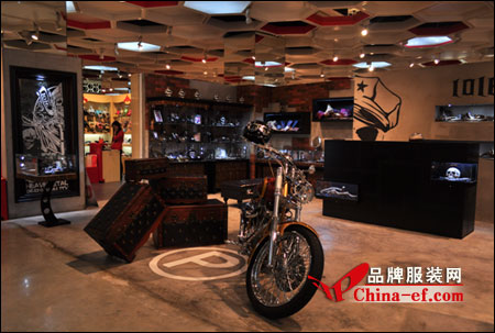 探究连卡佛等国际潮牌集合店零售模式2.jpg