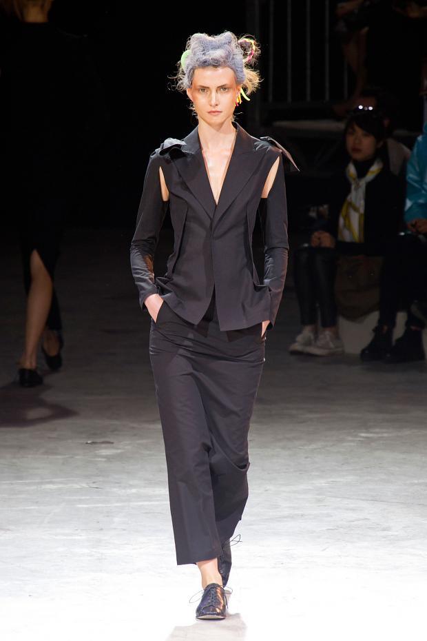 Yohji Yamamoto 2014春夏女裝秀2.jpg