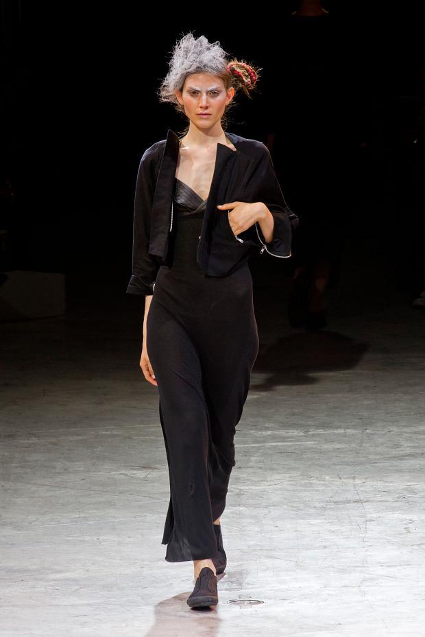 Yohji Yamamoto 2014春夏女裝秀12.jpg