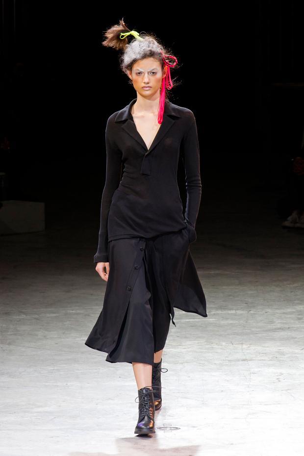 Yohji Yamamoto 2014春夏女裝秀15.jpg