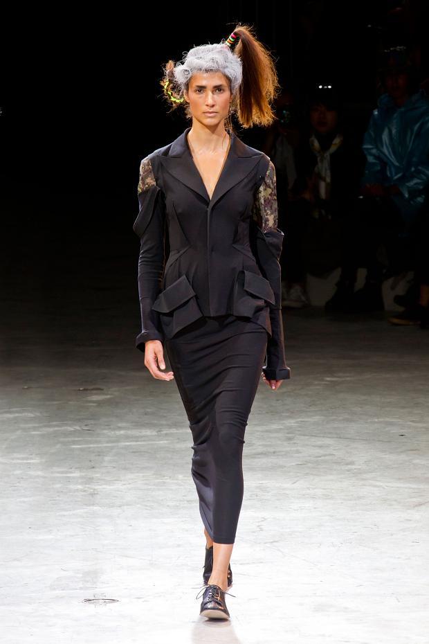 Yohji Yamamoto 2014春夏女裝秀20.jpg