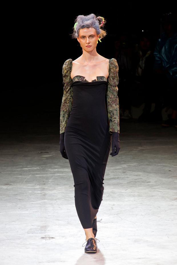 Yohji Yamamoto 2014春夏女裝秀21.jpg