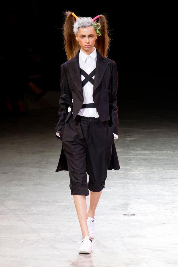 Yohji Yamamoto 2014春夏女裝秀31.jpg