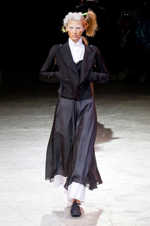 Yohji Yamamoto 2014春夏女裝秀33.jpg