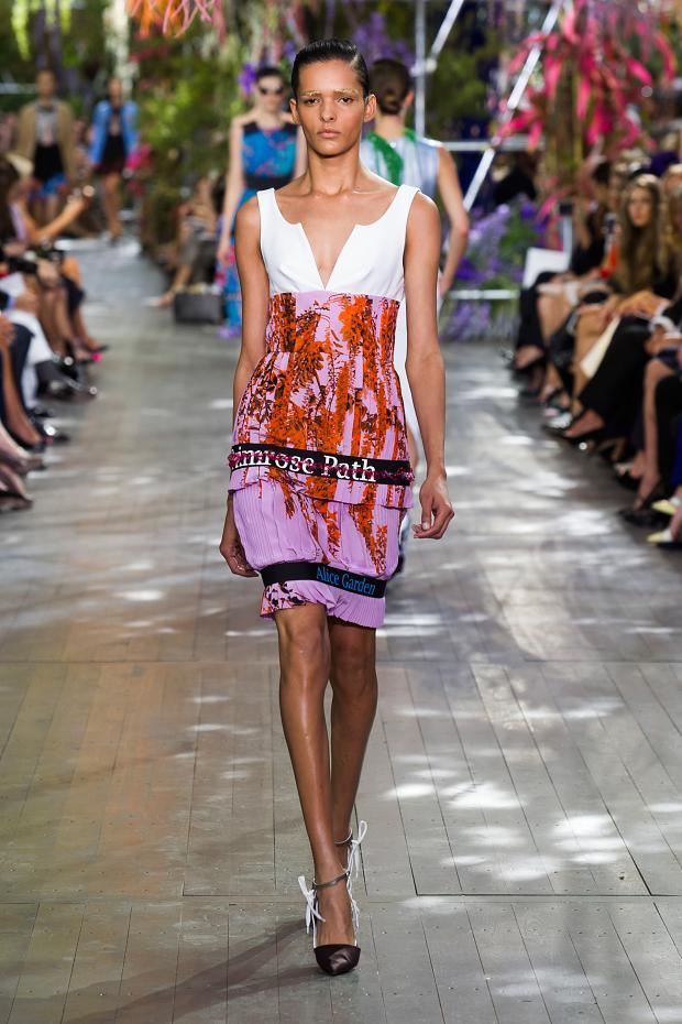 Christian Dior 2014春夏RTW时装发布秀18.jpg