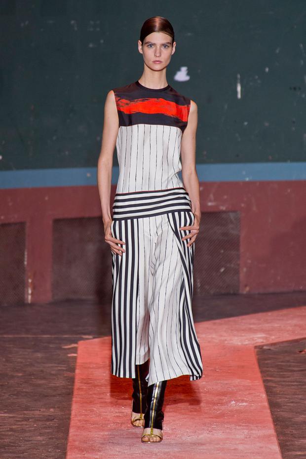 Cedric Charlier 2014春夏RTW时装发布秀16.jpg