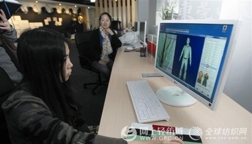广东虎门“软硬兼施”提高服装设计水平0.jpg