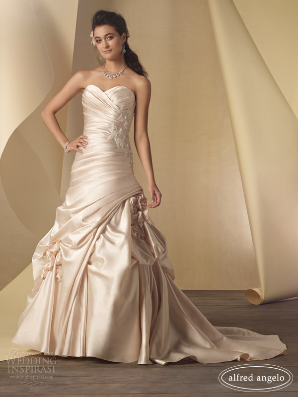 Alfred Angelo 2014婚纱系列LookBook5.jpg