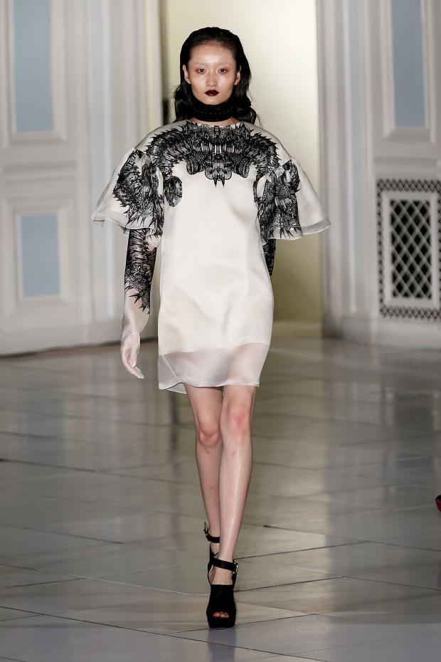 Fyodor Golan 2013秋冬女装秀1.jpg