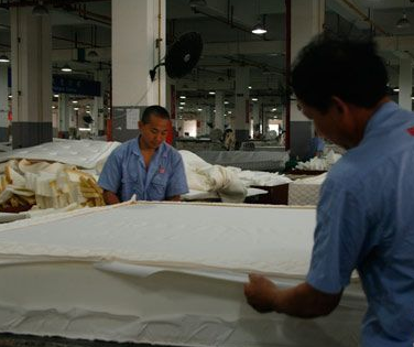 青岛床垫产品质量3年间合格率呈下坡趋势相关企业建言解决问题0.png