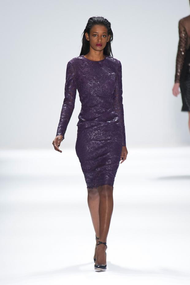 Carmen Marc Valvo 2013秋冬女装秀14.jpg