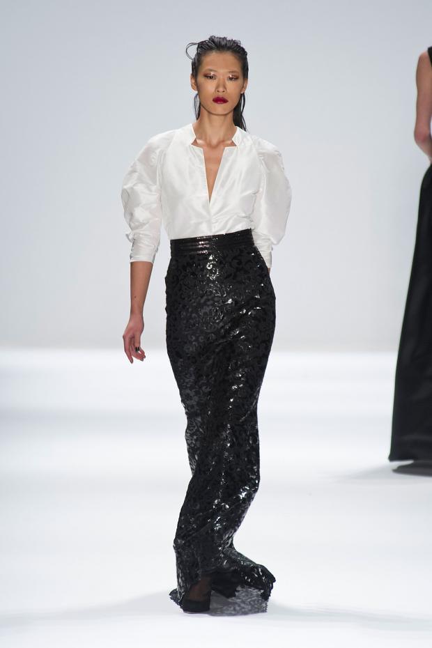 Carmen Marc Valvo 2013秋冬女装秀24.jpg