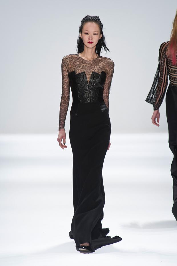 Carmen Marc Valvo 2013秋冬女装秀27.jpg