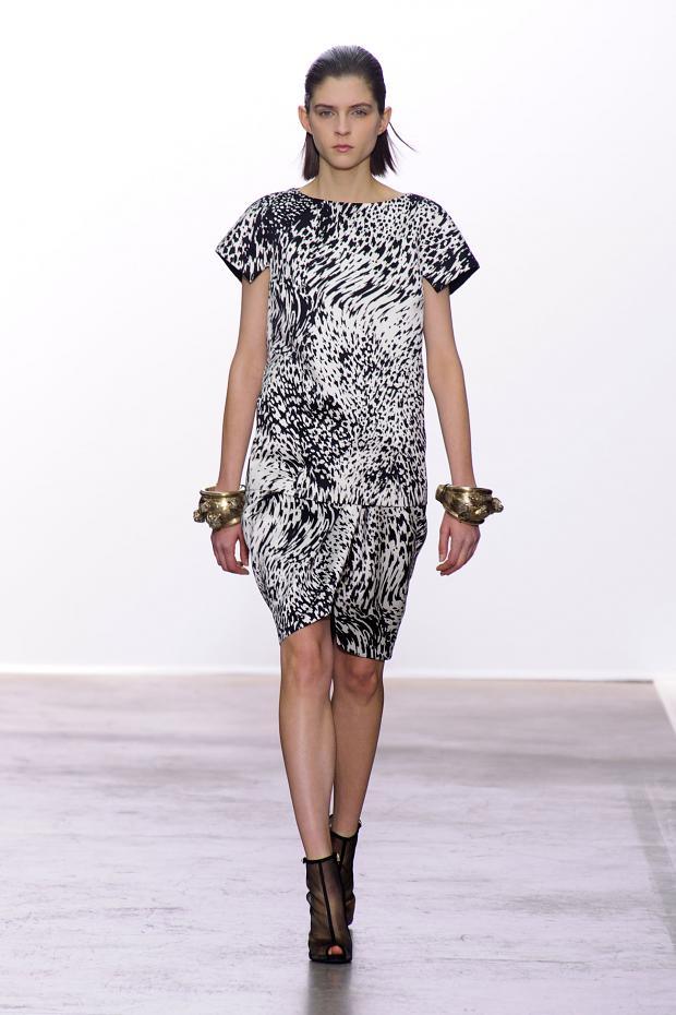 Giambattista Valli 2013秋冬時(shí)裝秀29.jpg