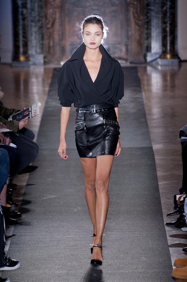 Anthony Vaccarello 2013秋冬女装秀14.jpg