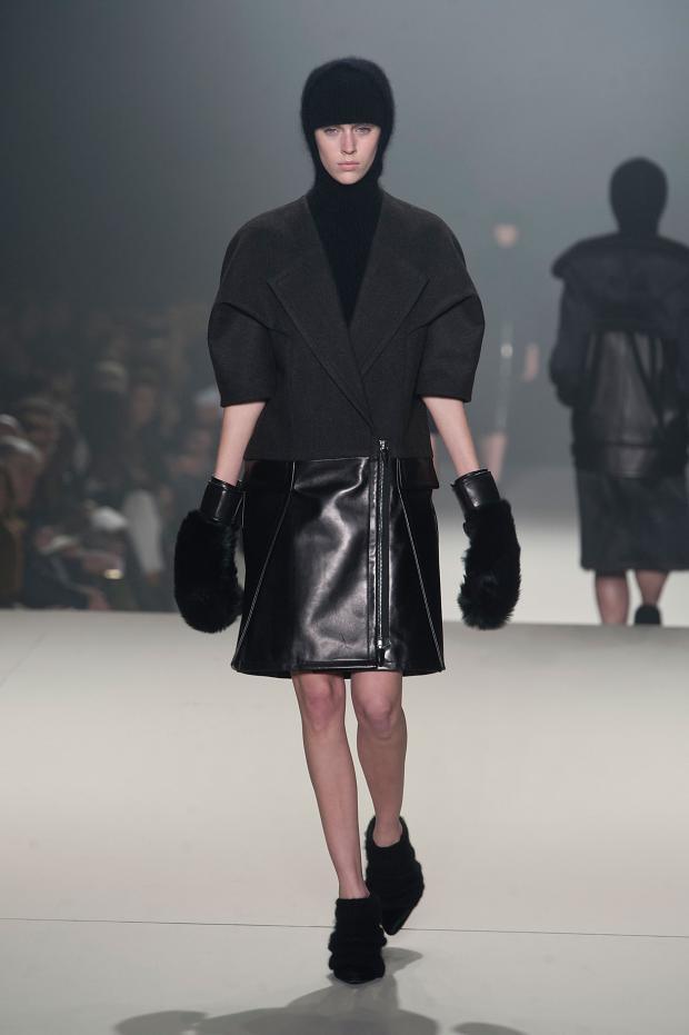 Alexander Wang 2013秋冬RTW時裝發(fā)布秀11.jpg