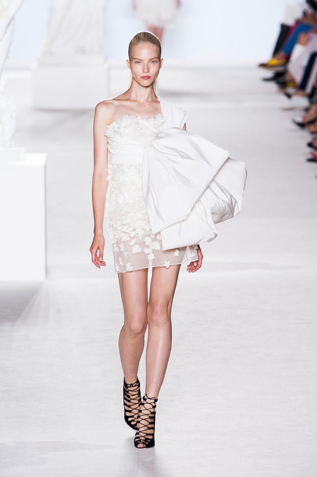 Giambattista Valli 2013秋冬CTR時裝發(fā)布秀5.jpg