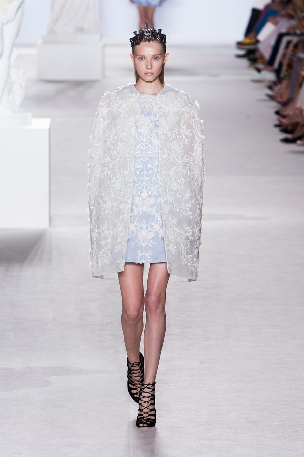 Giambattista Valli 2013秋冬CTR時裝發(fā)布秀14.jpg