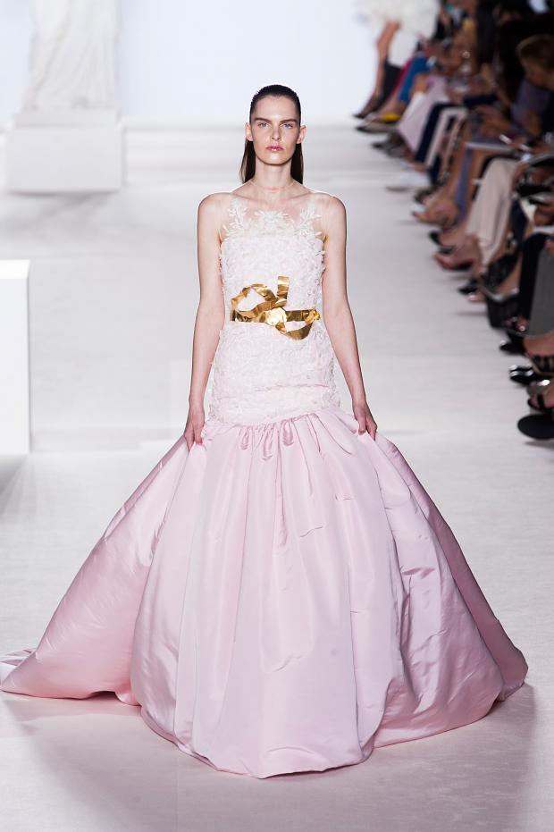 Giambattista Valli 2013秋冬CTR時(shí)裝發(fā)布秀35.jpg