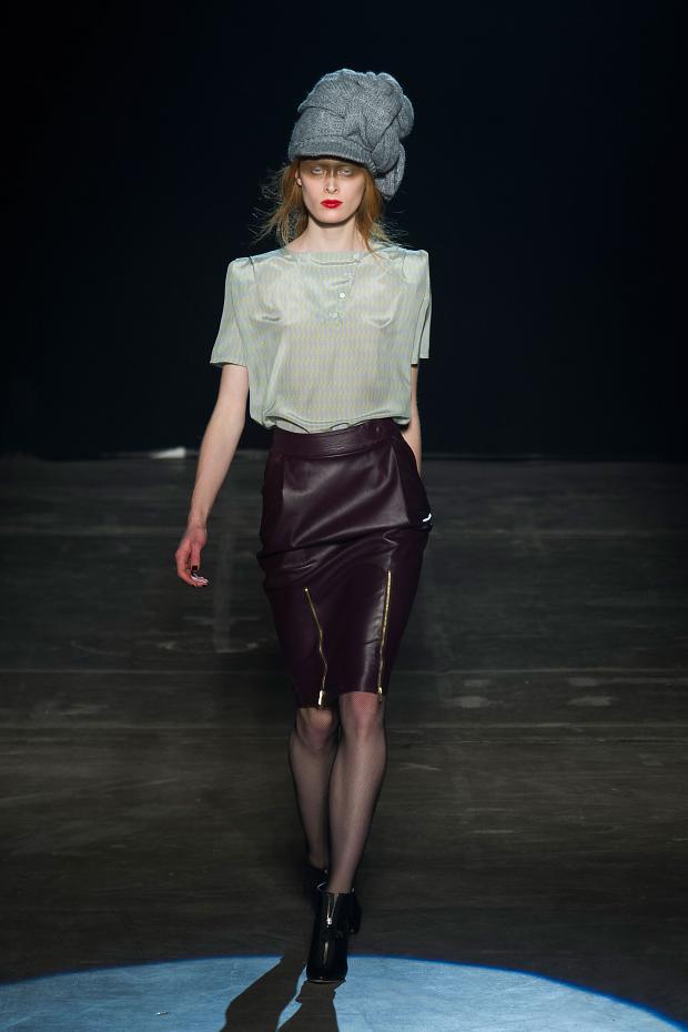 Band of Outsiders 2013秋冬女裝秀23.jpg