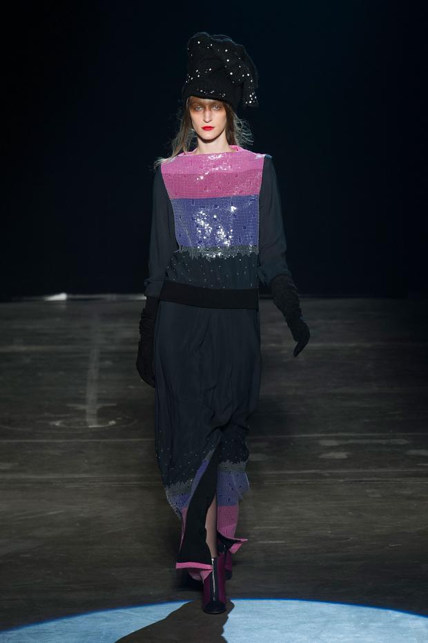 Band of Outsiders 2013秋冬女装秀32.jpg