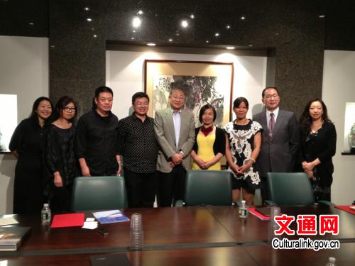 驻纽约总领馆助推中国服装进入美国市场0.jpg