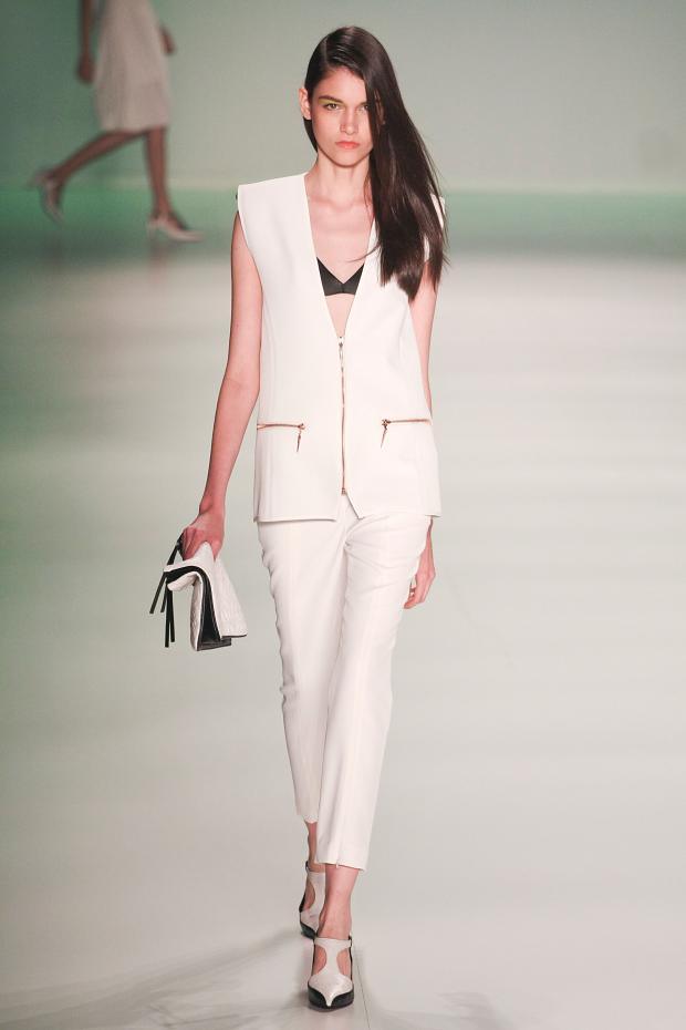 Iodice 2014春夏女装秀19.jpg
