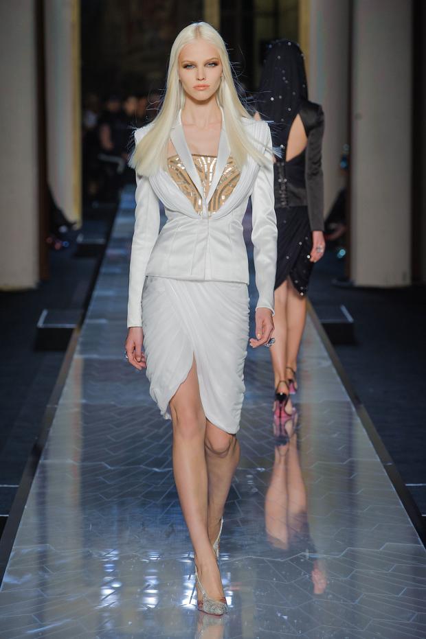Atelier Versace 2014春夏高级定制流行发布1.jpg