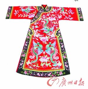 从舞台到银屏 双手裁尽“戏衣裳”0.jpg