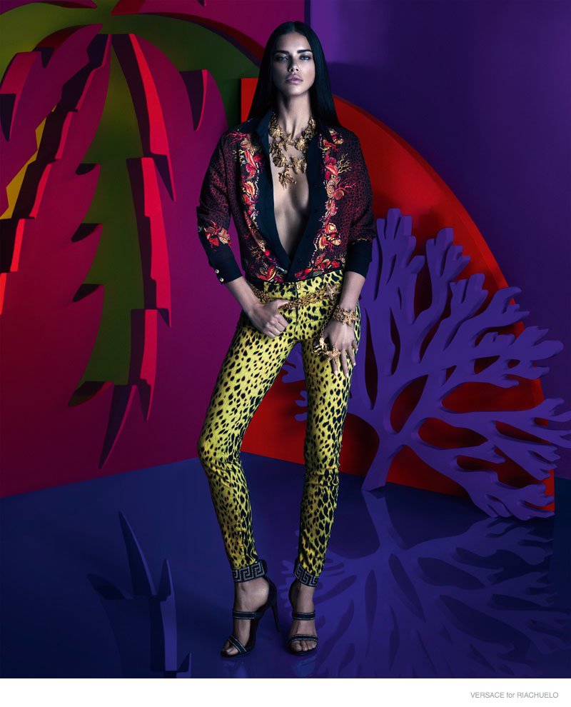 Versace释出更多2014全新系列时尚色彩大片1.jpg
