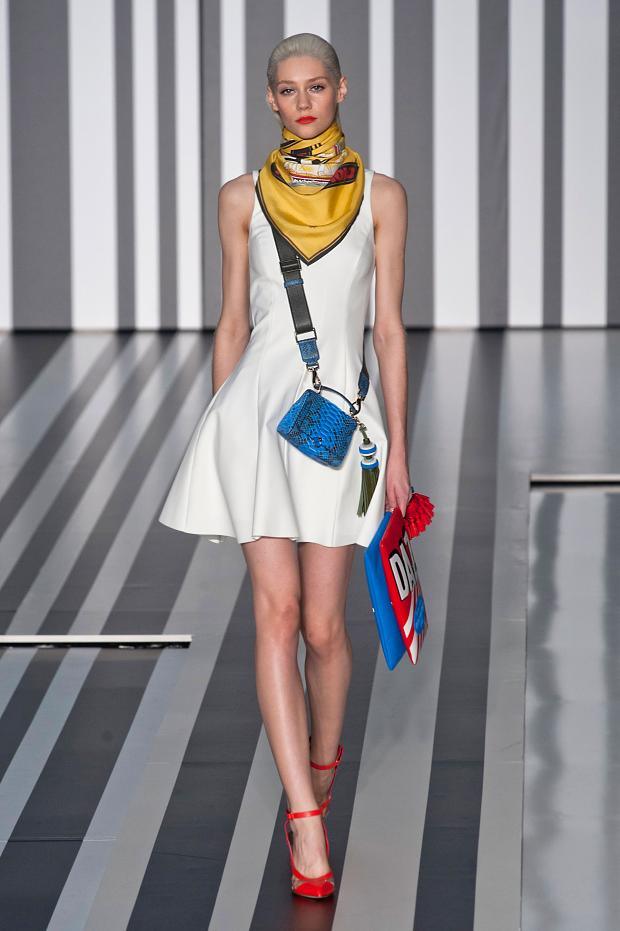 Anya Hindmarch 2014秋冬女装秀1.jpg