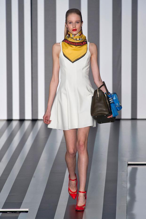 Anya Hindmarch 2014秋冬女装秀8.jpg