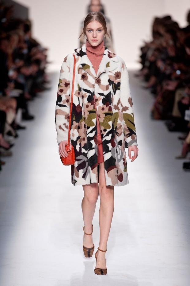 Valentino 2014秋冬RTW时装发布秀1.jpg