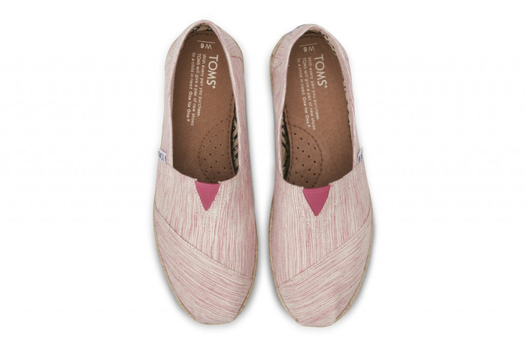 美国时尚品牌汤姆布鞋 (Toms Shoes)推出2014春季印花鞋履1.jpg